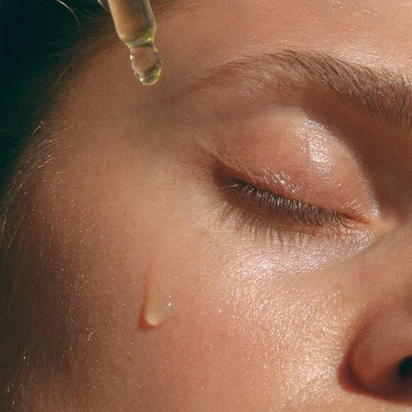 Wonder Valley - Wonder Serum | Vegan, Cruelty-Free, All Skin Types | Hydrates, - Picture 4 of 6